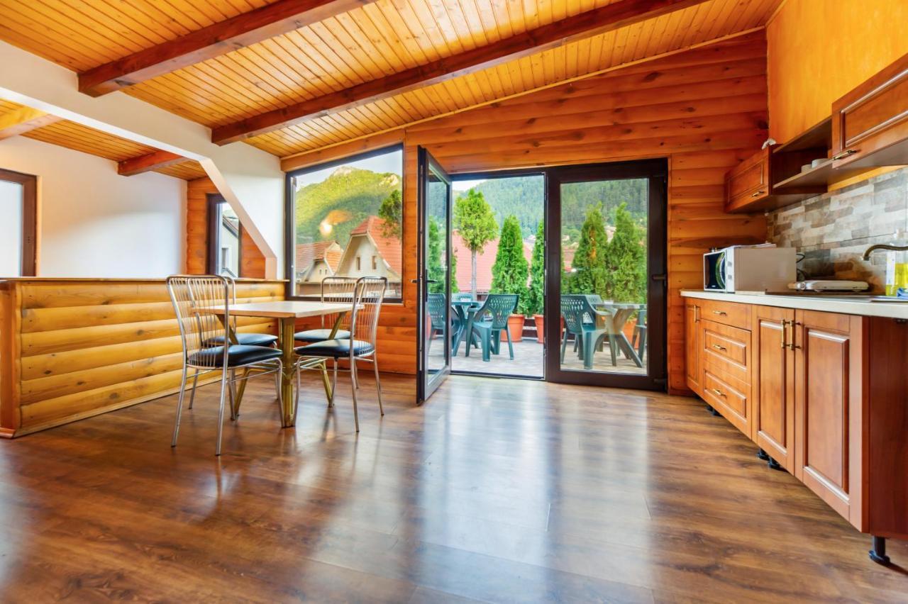 브라쇼브 Casa Ivett 아파트 외부 사진