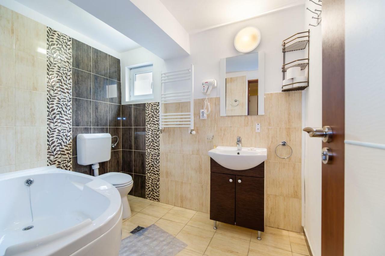 브라쇼브 Casa Ivett 아파트 외부 사진